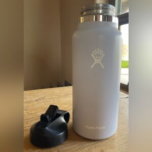 Hydro Flask Light Purple 32oz Wide Mouth